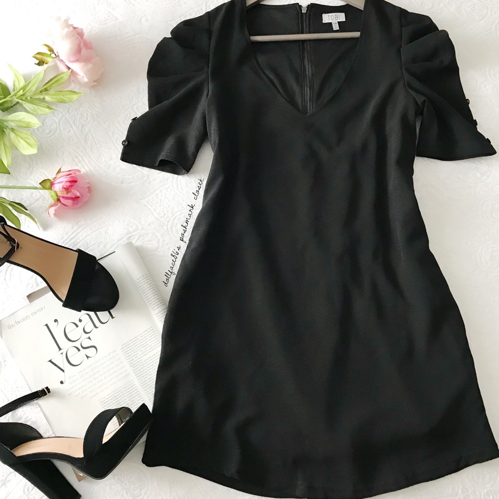 Tobi Button Lined Ruched Sleeve LBD W/ Poc…